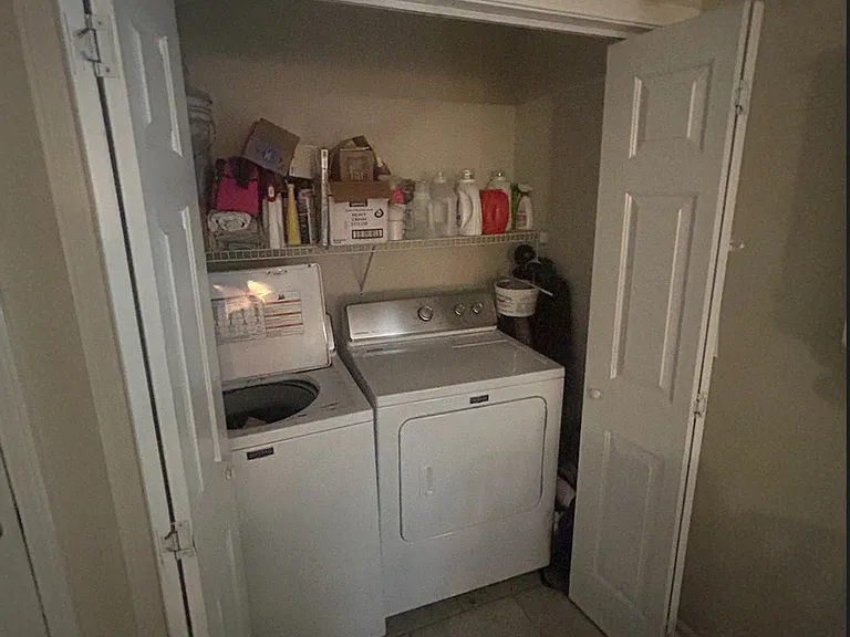 215 Hodgson Dr — Photo 9