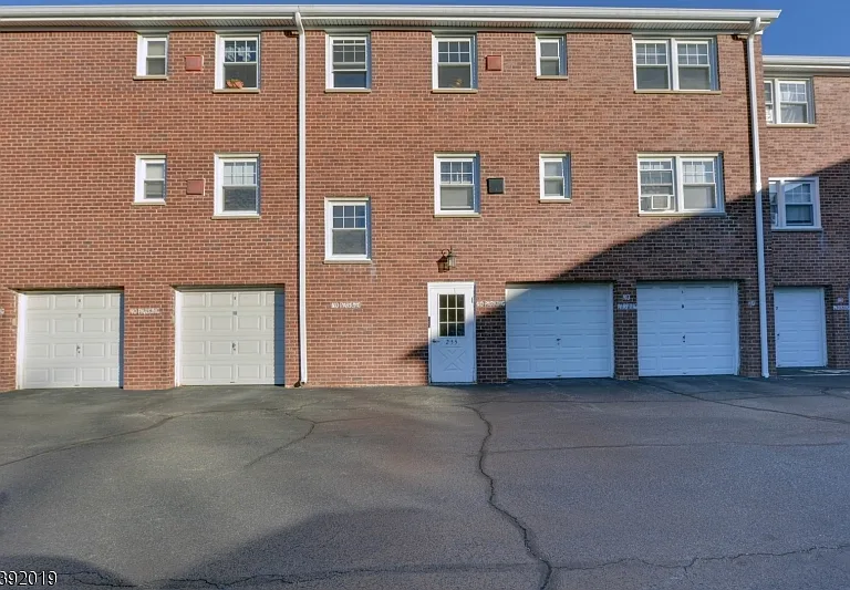 255 Bogert Rd #2A — Photo 21