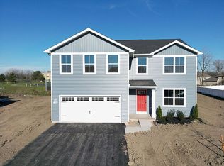 192 Winterbrook Dr, Amherst, NY 14228