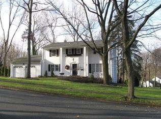 23 Eton Ct, Wayne, NJ