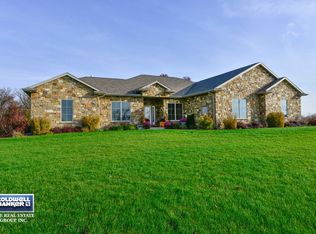 N6041 Stillwater Dr, Fond Du Lac, WI 54937