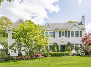 11 Echo Dr, Darien, CT 06820