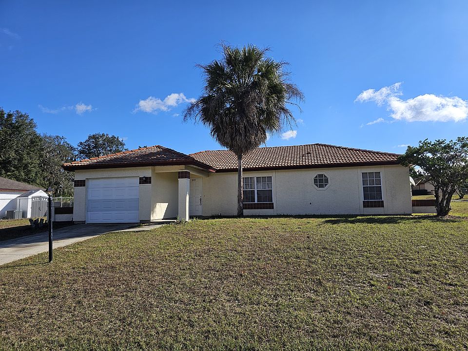 1st image of 311 Oak Lane Dr