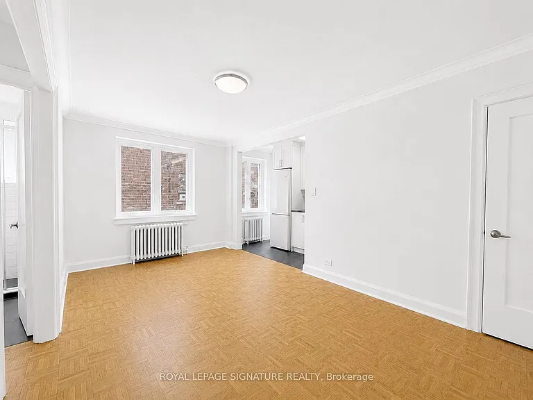 396 Avenue Rd #417 — Photo 2