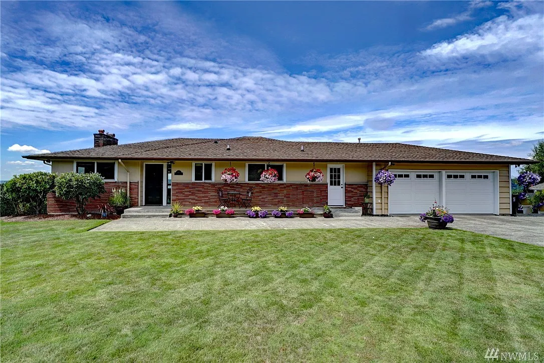 976 Ventura Dr photo 1