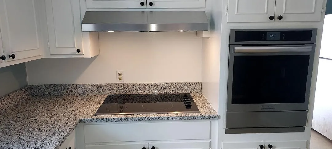 4 bed, 2800 sqft, $3,700 — Photo 4