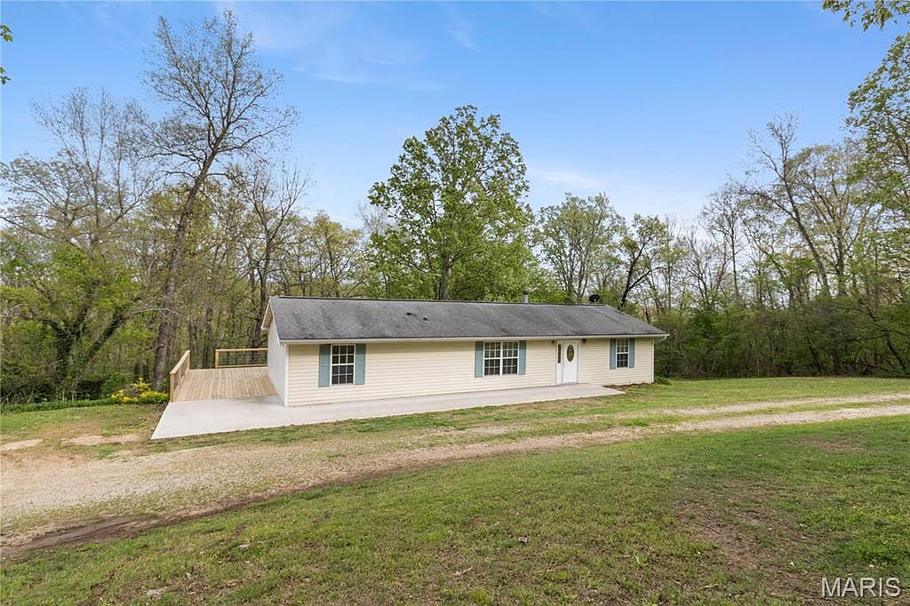 14276 State Route 21, De Soto, MO 63020 | Zillow