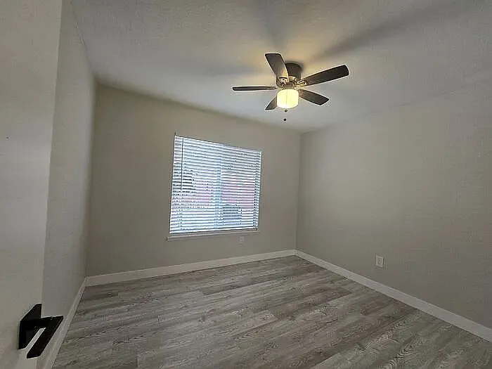 11377 Volans St — Photo 4