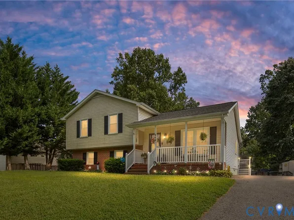 304 Bowen Dr, Fredericksburg, VA 22407