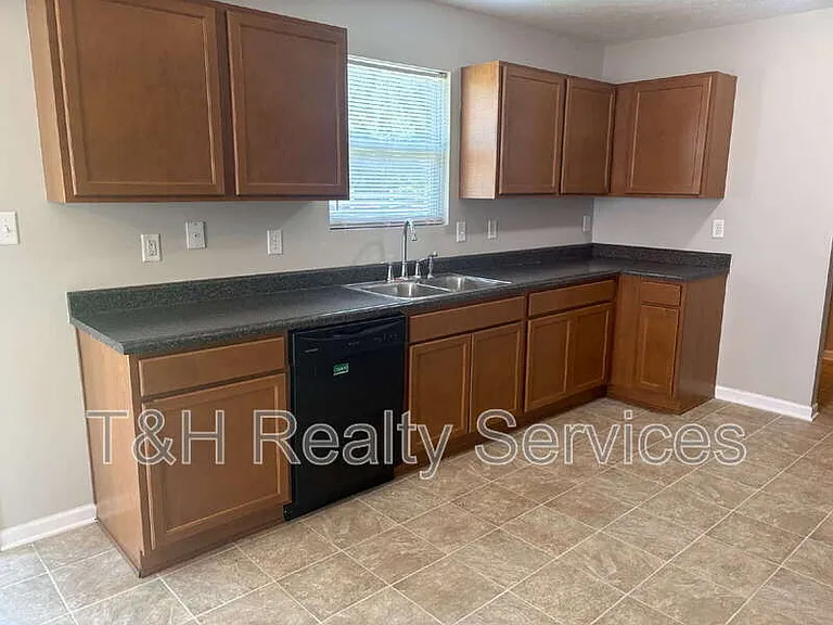 8151 Firefly Way — Photo 10