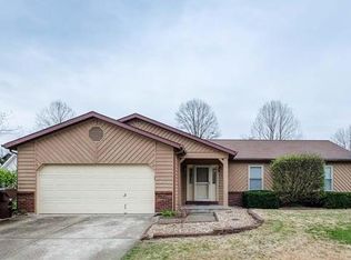 1008 Pegasus Cir, Saint Peters, MO