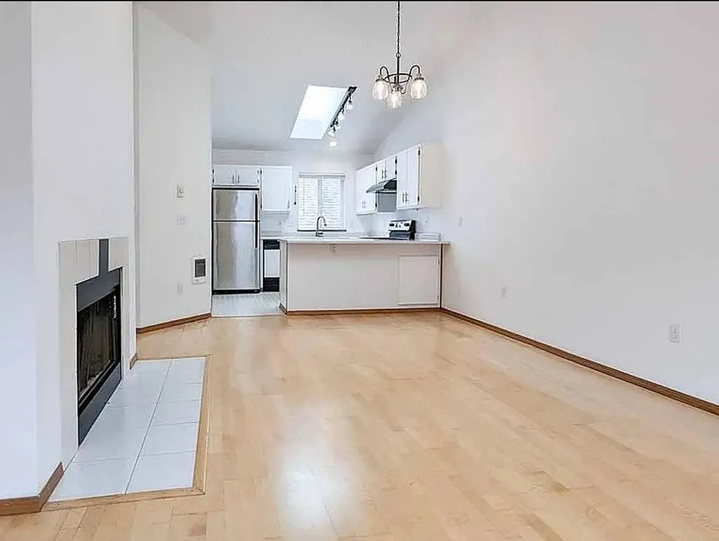 2522 NW Vaughn — Photo 3