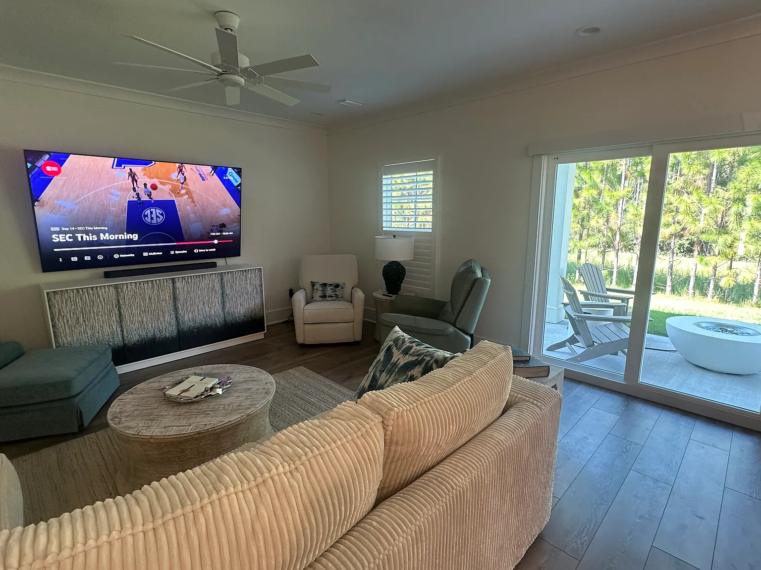 4 bed, 2132 sqft, $3,850 — Photo 3