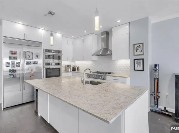 314 The Promenade, Edgewater, NJ 07020