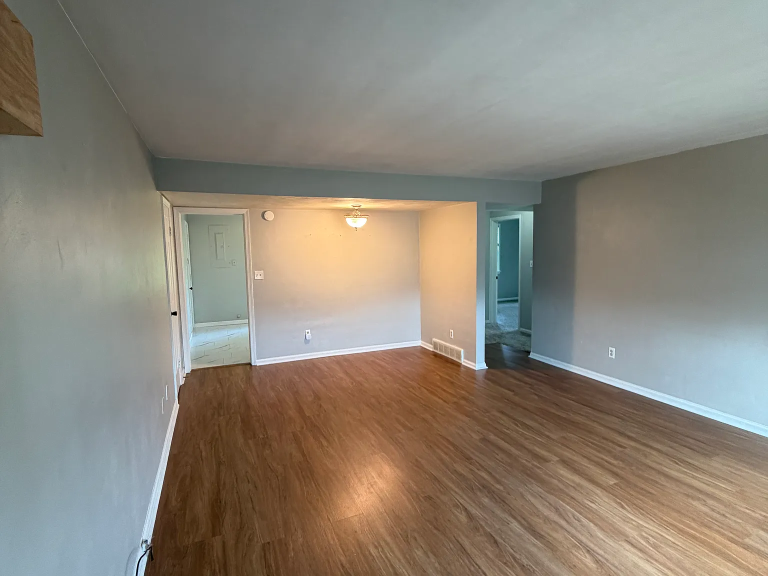 2 bed, 1.5 bath, $1,200 — Photo 2