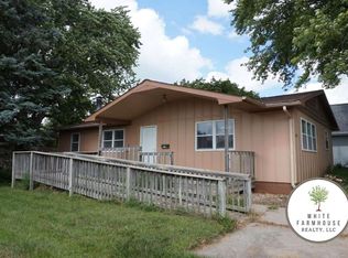 118 S Blaine St, Wayne, NE 68787