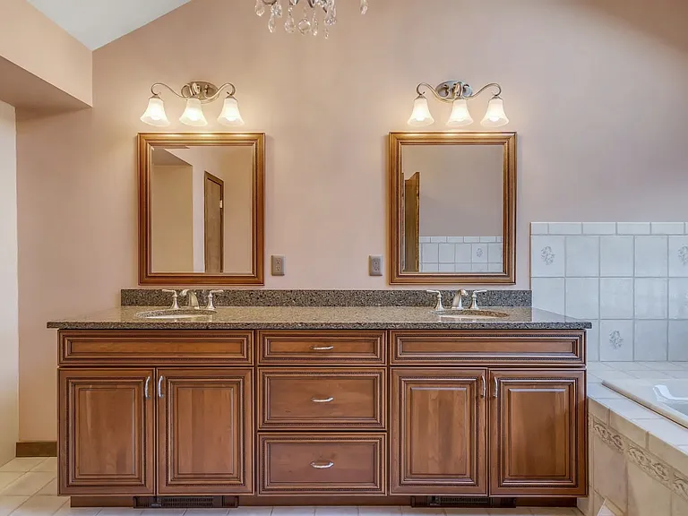 88 Van Blarcom Ln — Photo 18