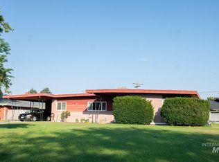 302 Crescent Dr, Rupert, ID 83350