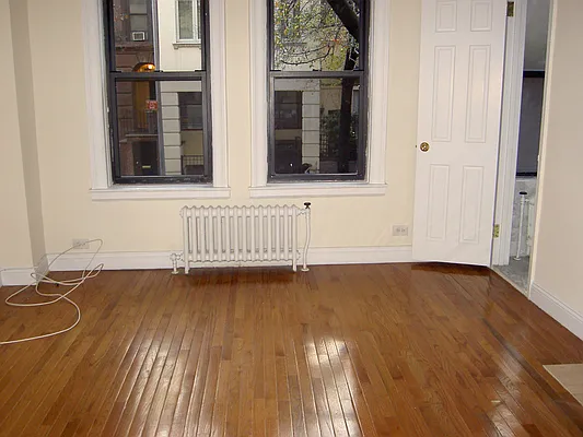 Rented by Elinor Taasa, LREB | media 6