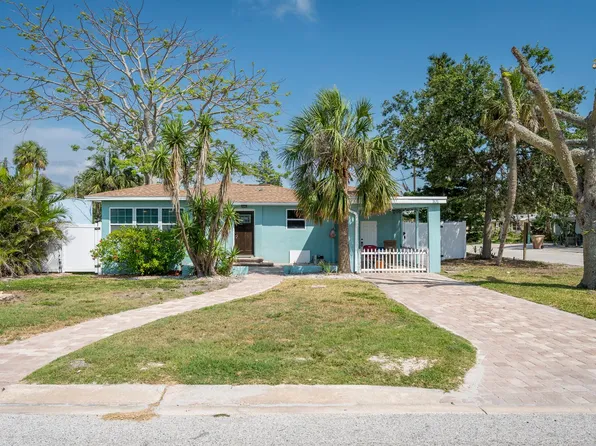 101 143rd Ave E, Madeira Beach, FL 33708