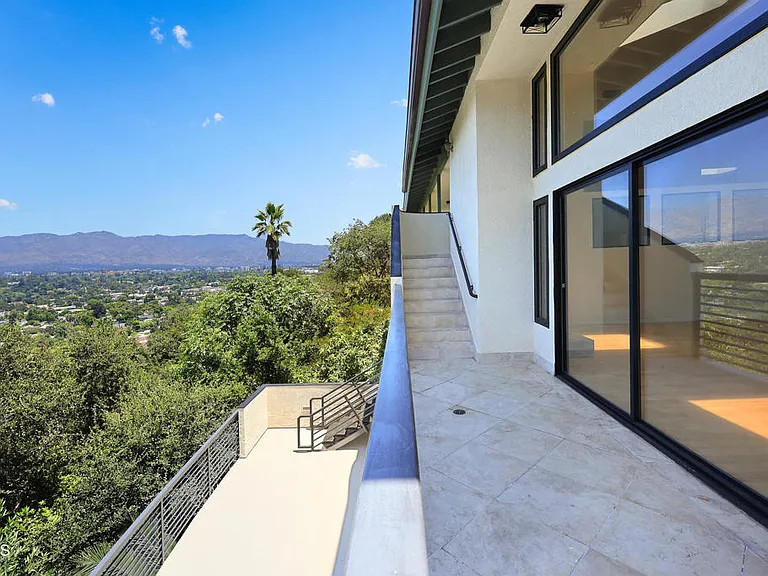 534 Alta Vista Ave — Photo 45