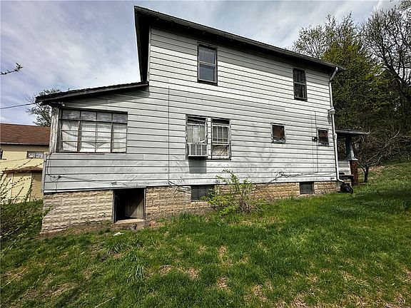 4th image of 1006 Shira St