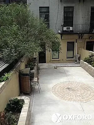 Rented by Oxford Property Group | media 14