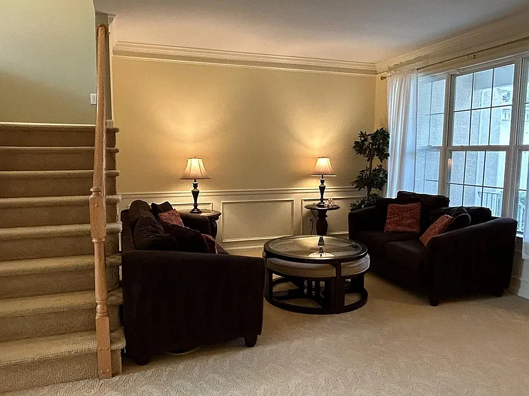 19 Wharton Dr — Photo 5