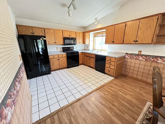 4th image of 1508 Thistle Ln