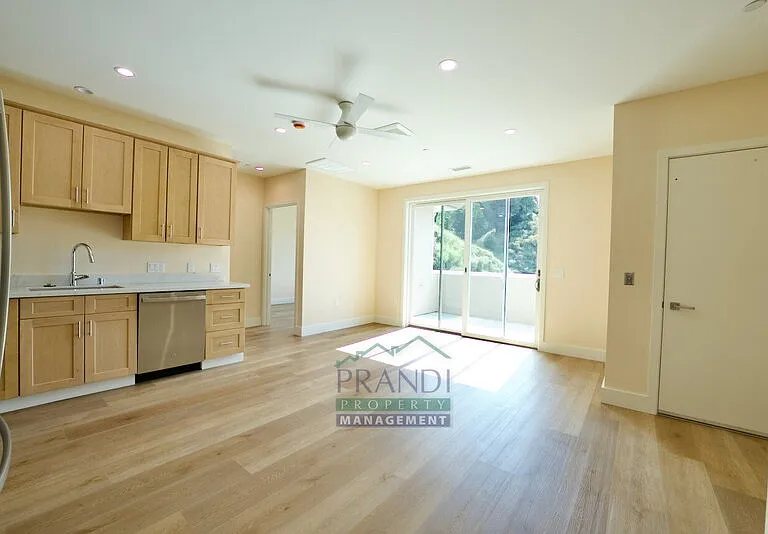 10 E Crescent Dr #B — Photo 9