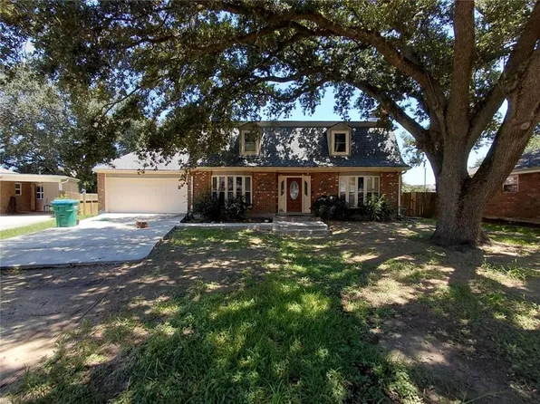 928 Champagne Dr, Kenner, LA 70065