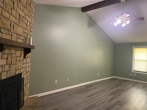 8215 NW Mace Rd — Photo 3