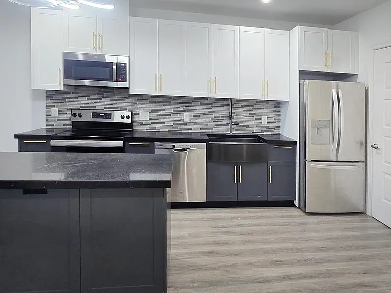 211 Baldwin Ave #403 — Photo 24