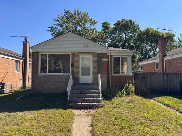 14505 S Woodlawn Ave, Dolton, IL 60419