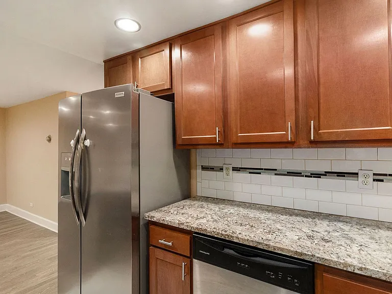 701 N Pearl St #105 — Photo 8