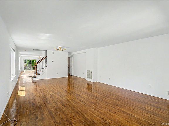 5th image of 94 Greaves Avenue