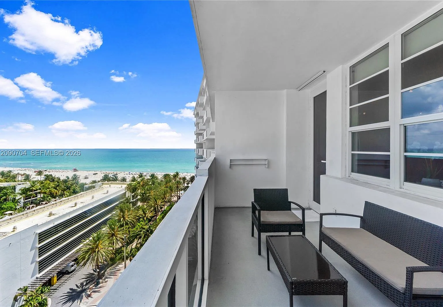 The Decoplage Condo — Photo 1