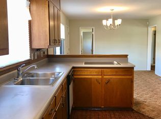 1029 Chestnut St, Grants, NM 87020