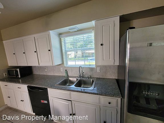 5th image of 7016 Briarmeadow Dr Dallas Tx #75230
