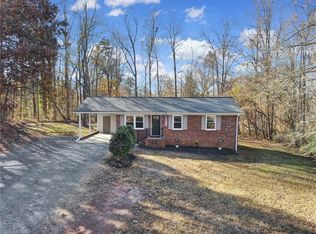 692 Wrenn Dr, Lexington, NC 27292