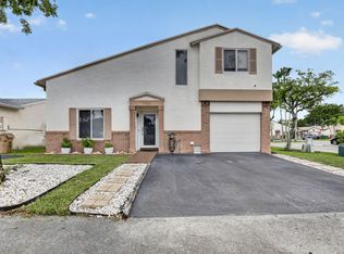 730 Cumberland Ter, Davie, FL 33325
