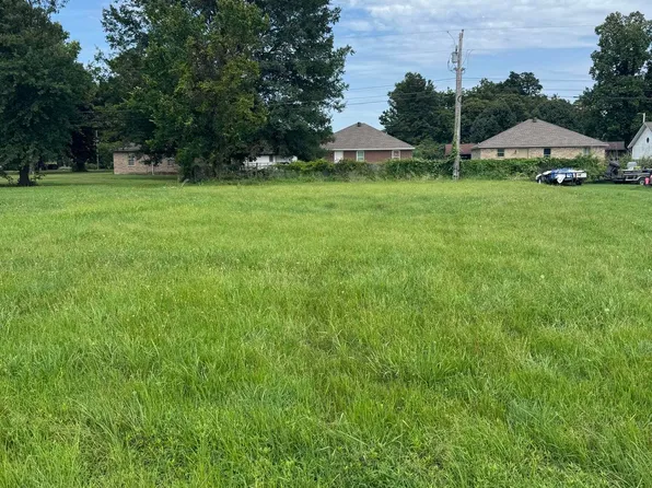 808 Ellis Ave, Trumann, AR 72472