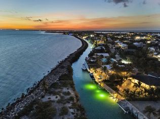 210 W Seaview Cir, Duck Key, FL 33050
