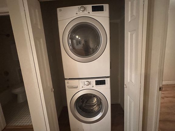 5th image of 1905 W 74th St