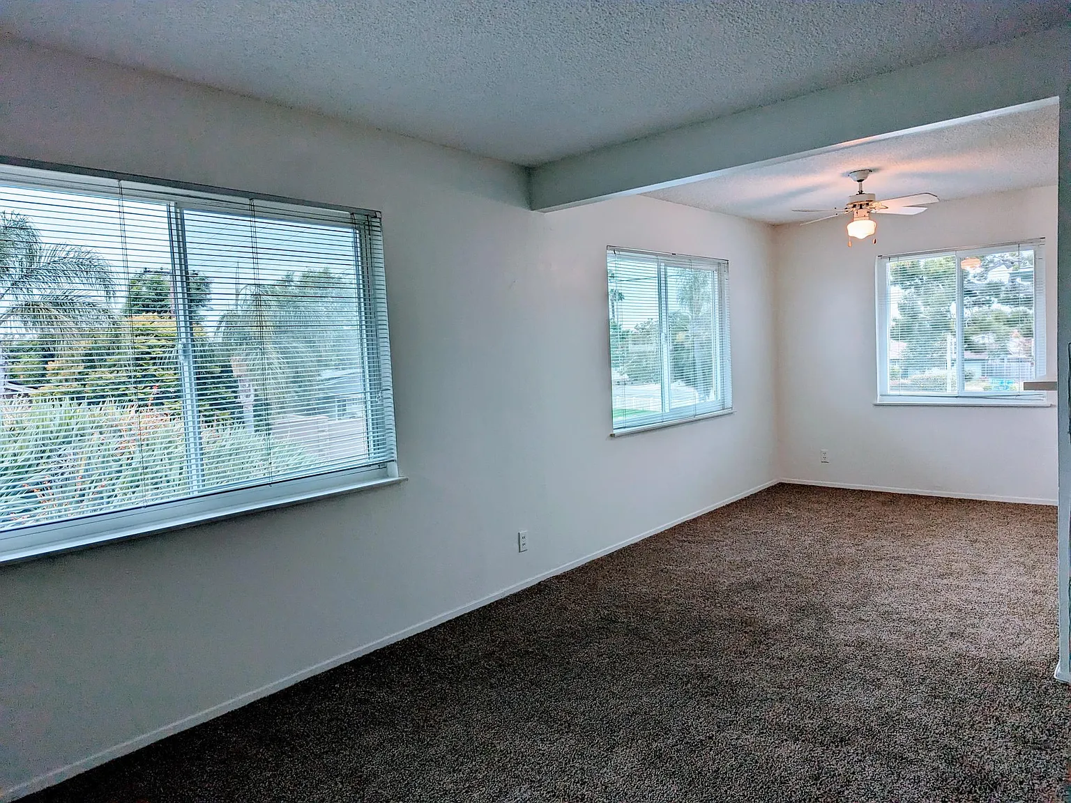 2 bed, 900 sqft, $2,600 — Photo 3