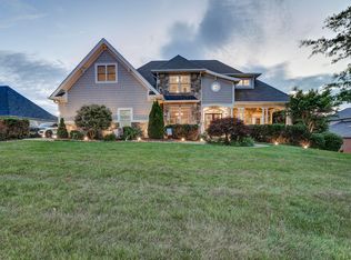 286 Sunset Ridge Ct, Johnson City, TN 37615