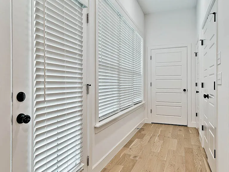 502 W Persimmon St — Photo 12