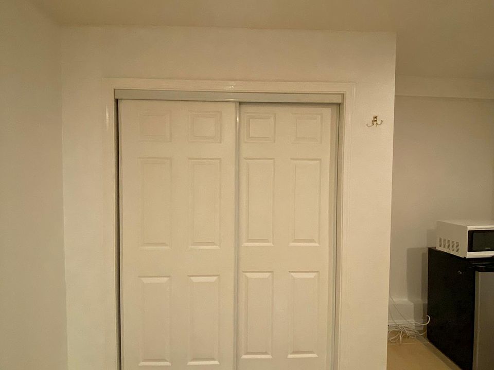 1st image of 4703 Mendoza Ave