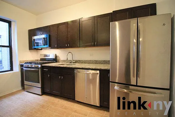 Rented by Link NY Realty | media 1