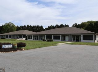 212 Old Clarkesville Mill Rd #C, Clarkesville, GA 30523